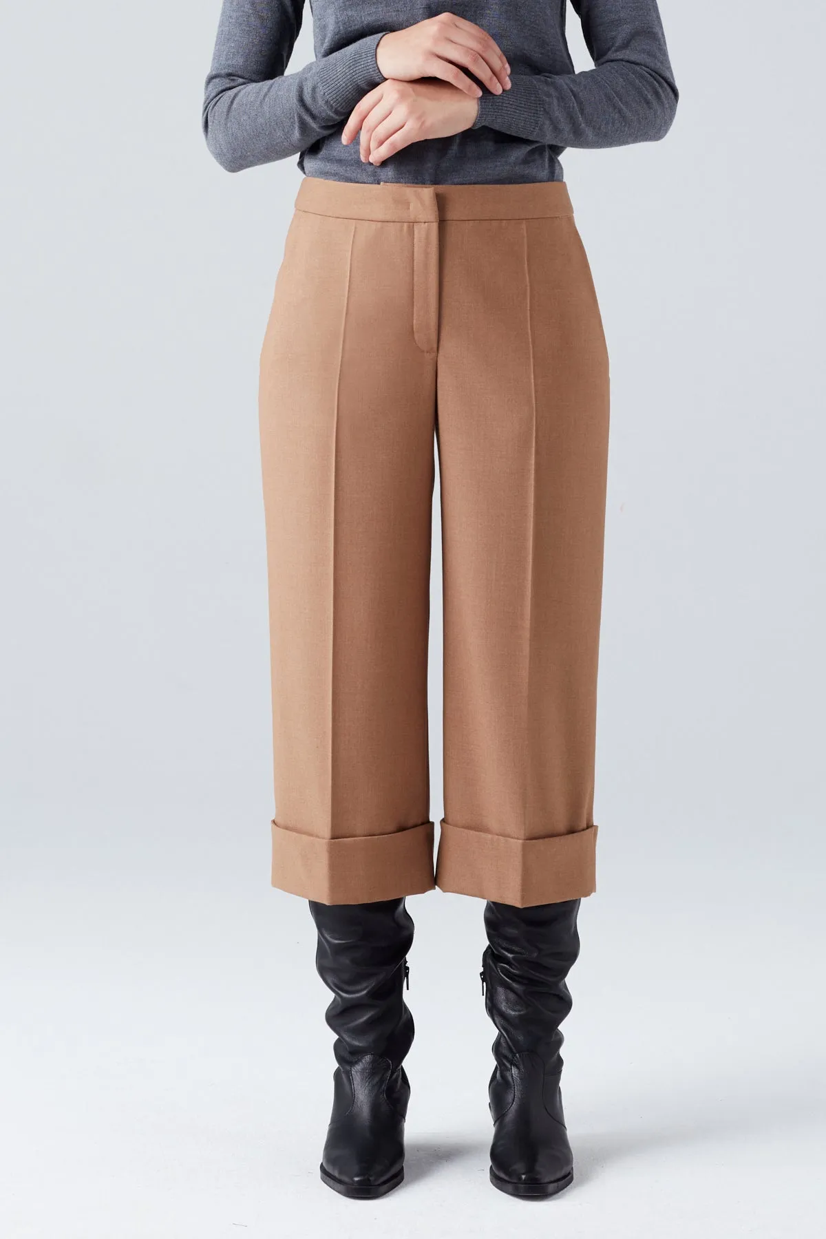 CROPPED MODERN TROUSERS IN CAMEL