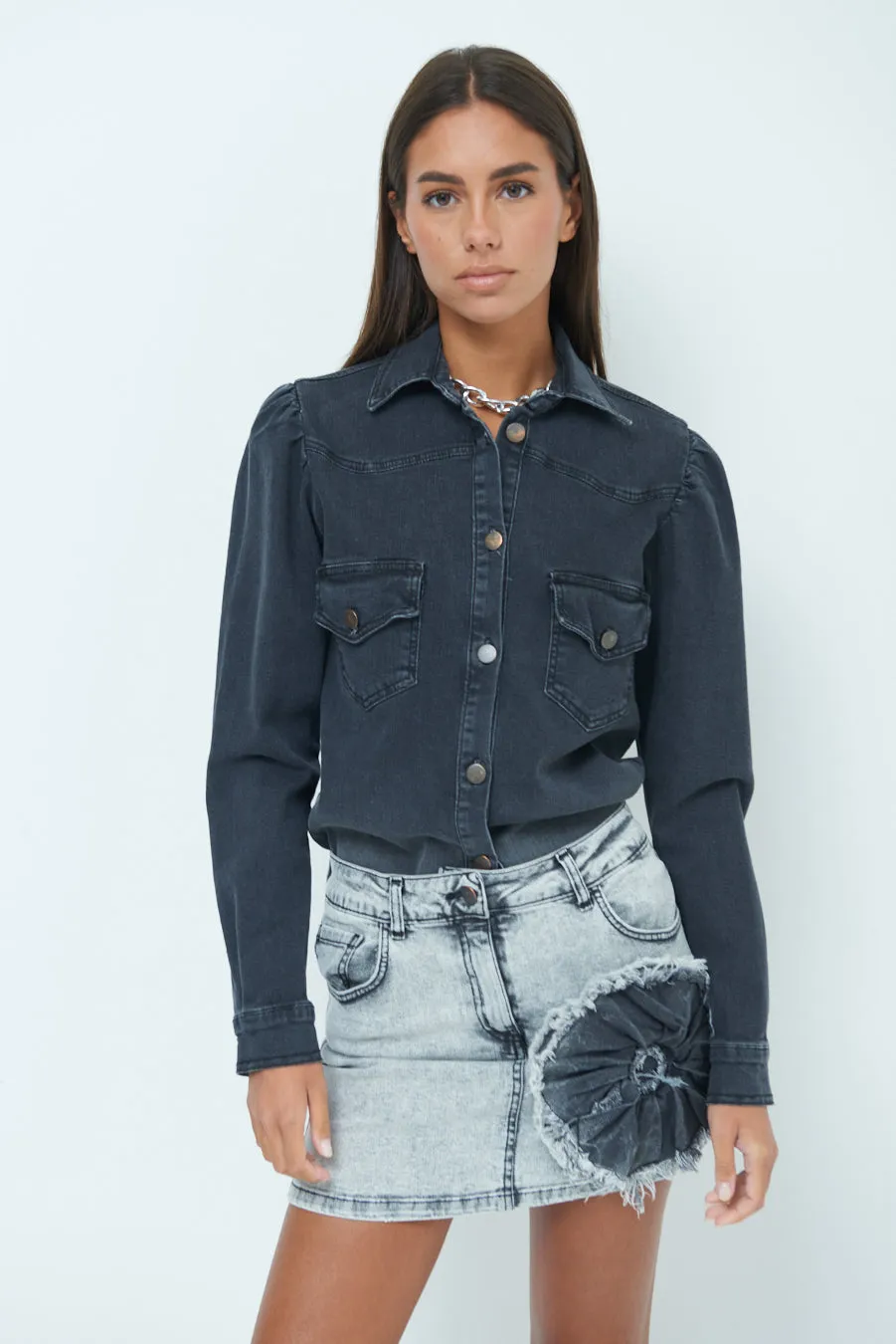 Denim jacket with structured shoulders wholesale