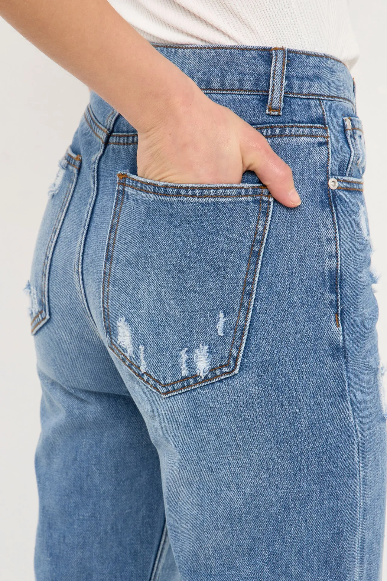 Distressed Straight Leg Jeans