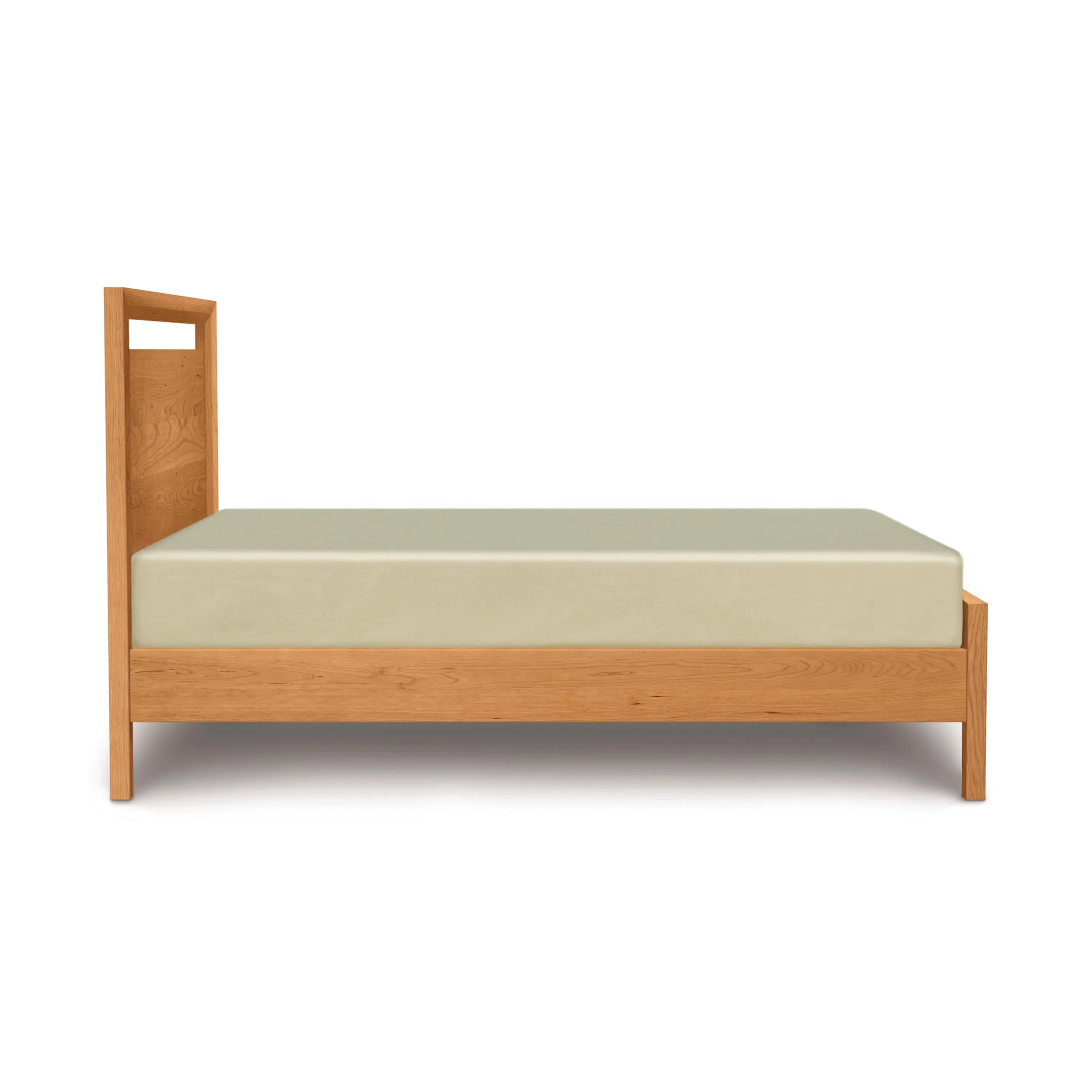 Mansfield Bed