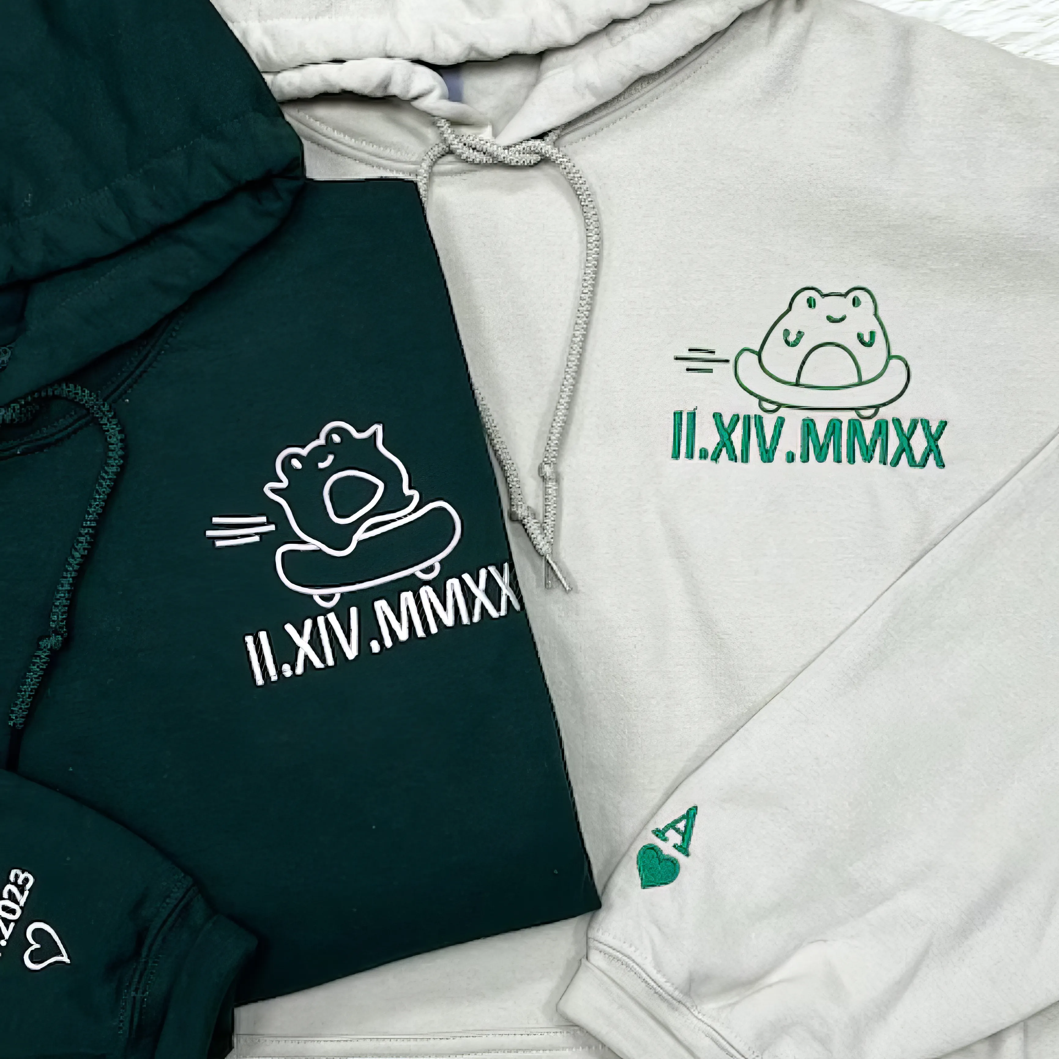 Matching Couple Hoodies - Custom Embroidered Hoodies Frog Skateboards Sweatshirts for Couples